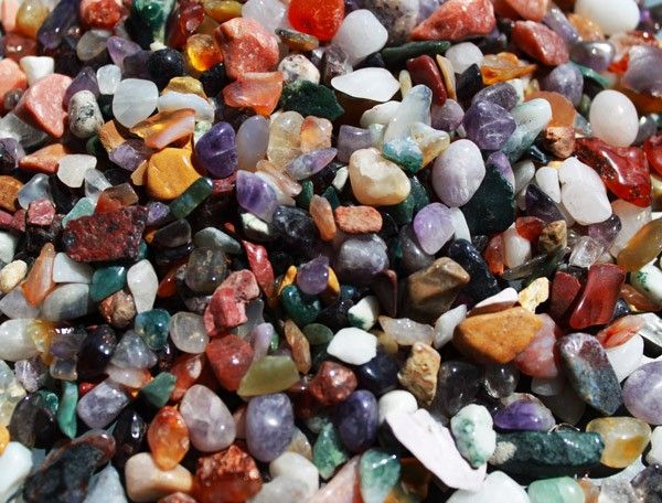 Bulk Mixed Gemstones & Gemstone Chips