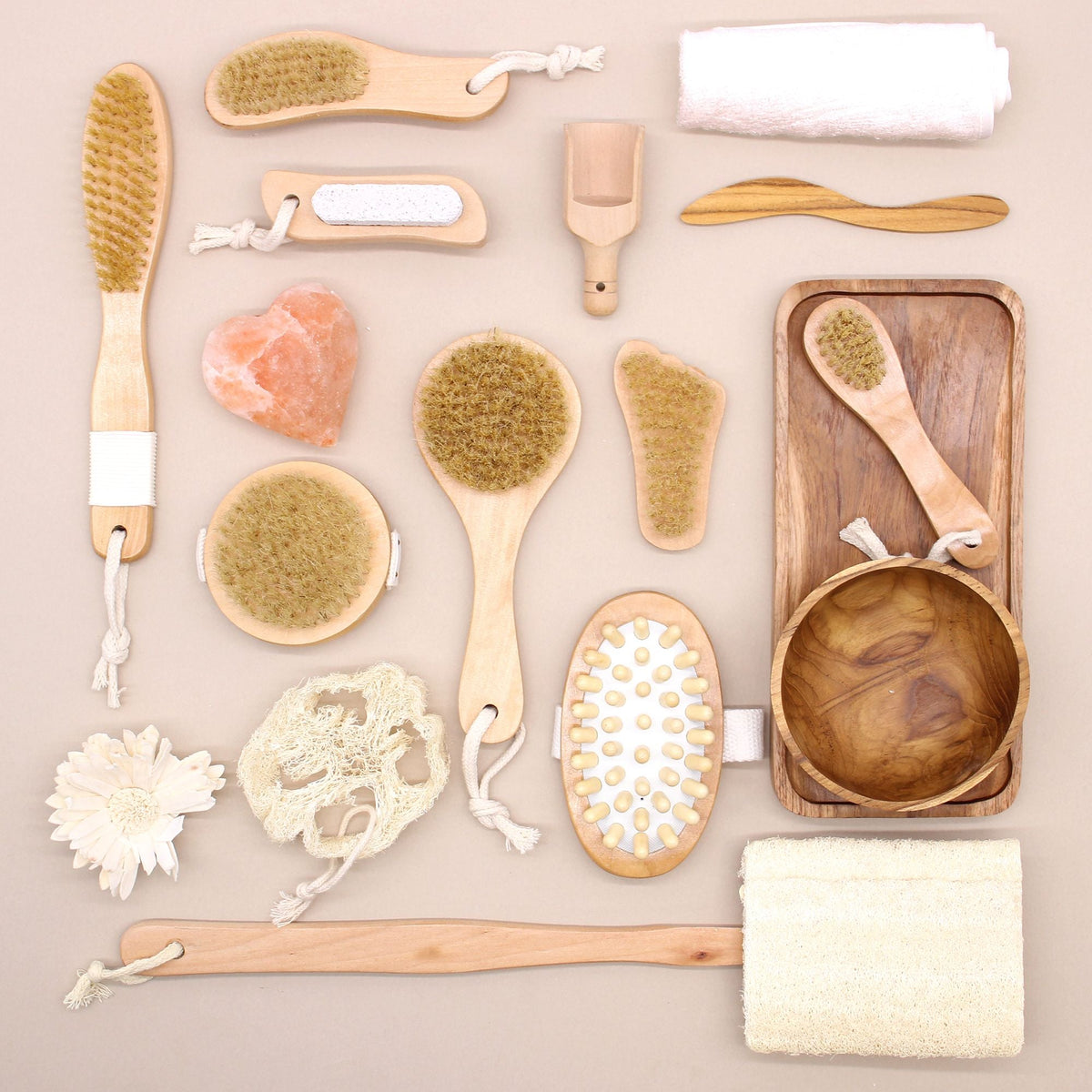 Exfoliating Scrubs, Brushes & Soap Bags