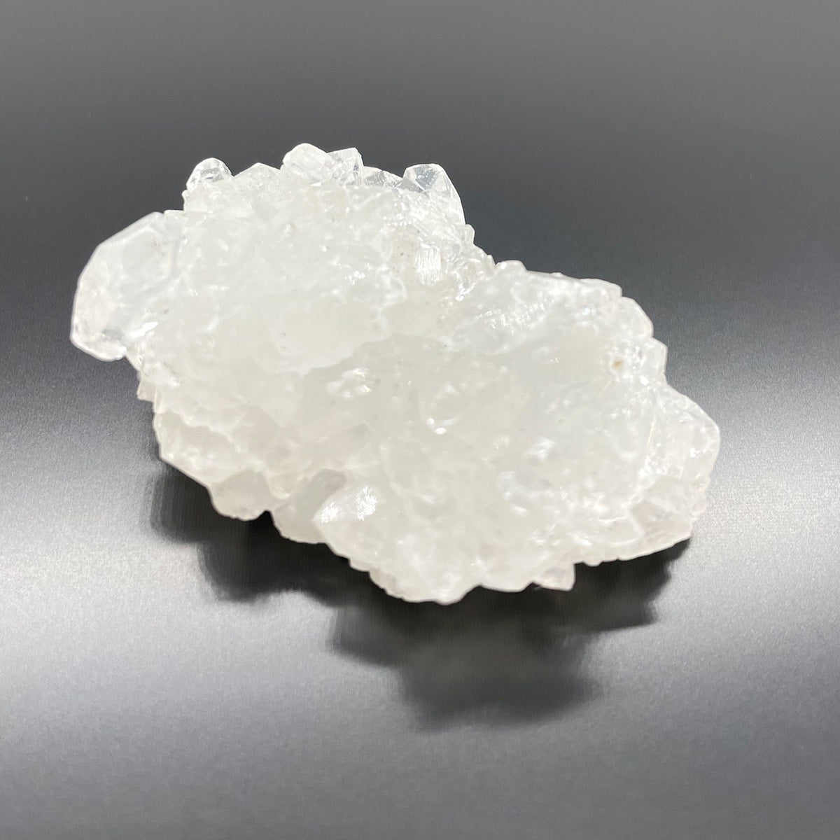 6x White Apophyllite Clusters 20-30mm