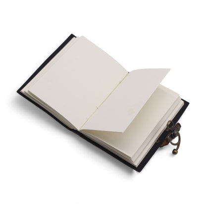 Leather Printed Notebook – Never Give Up On Your Dreams - 18x13cm