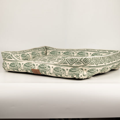 PAW Bed – Lucky Elephant – Green – 60 × 50 × 14cm