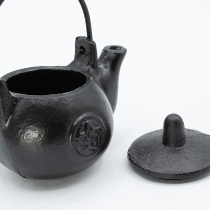 Small Cast Iron Ritual Pot with Pentagon 8x8x10cm