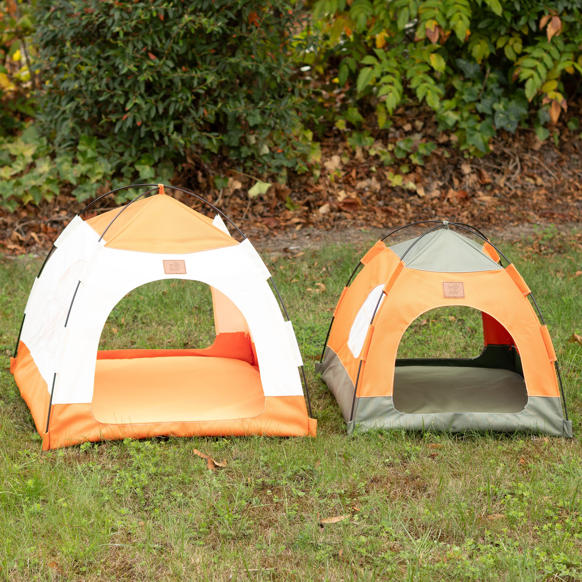 PAW Bed – Beige & Orange Tent – 58 × 58 × 48cm