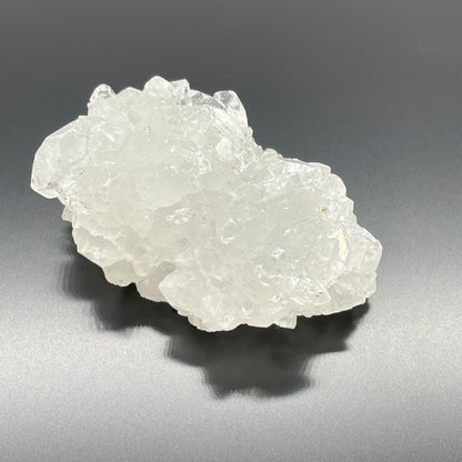 6x White Apophyllite Clusters 20-30mm