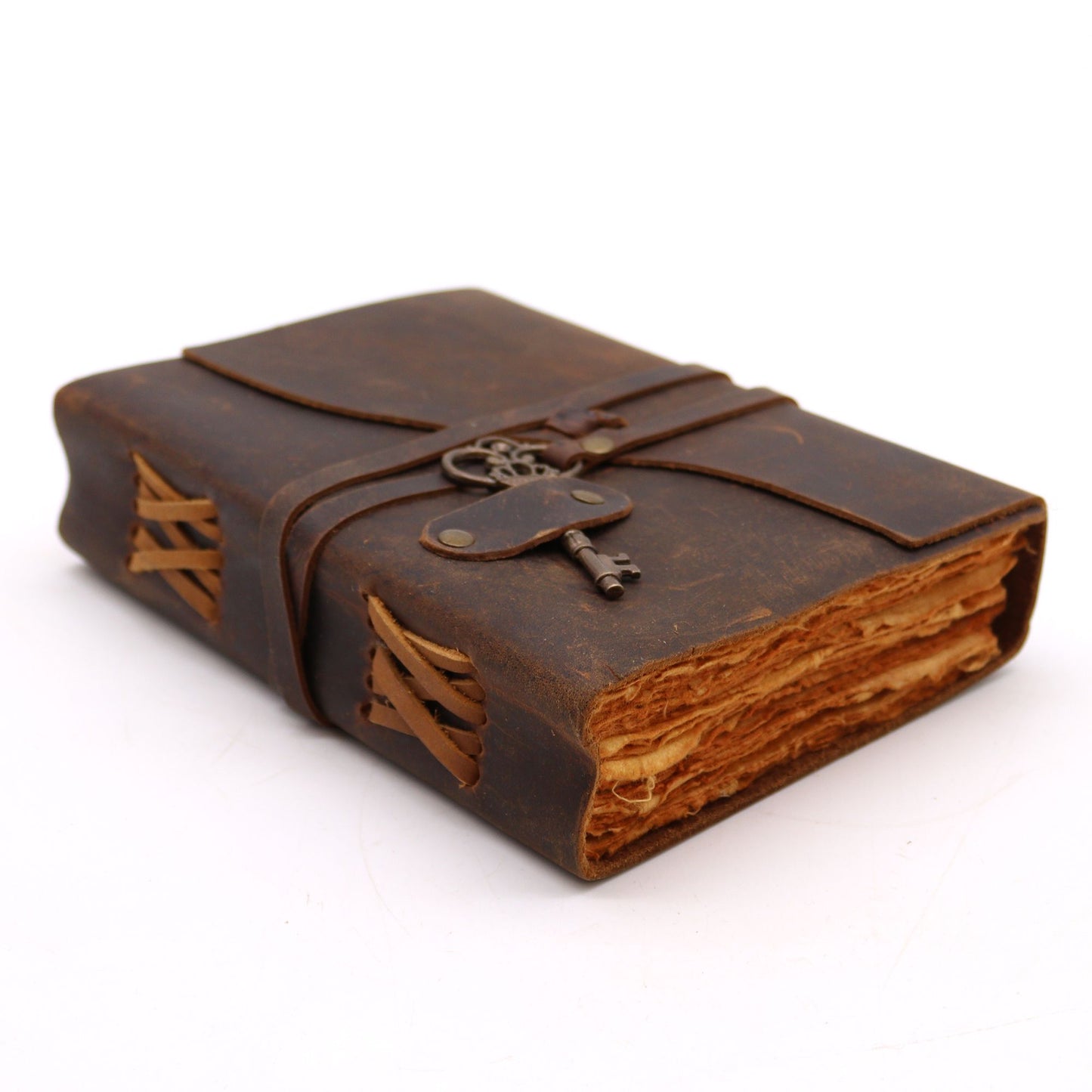 Oiled Leather & Key - 200 pages decle-edged - 18x13cm